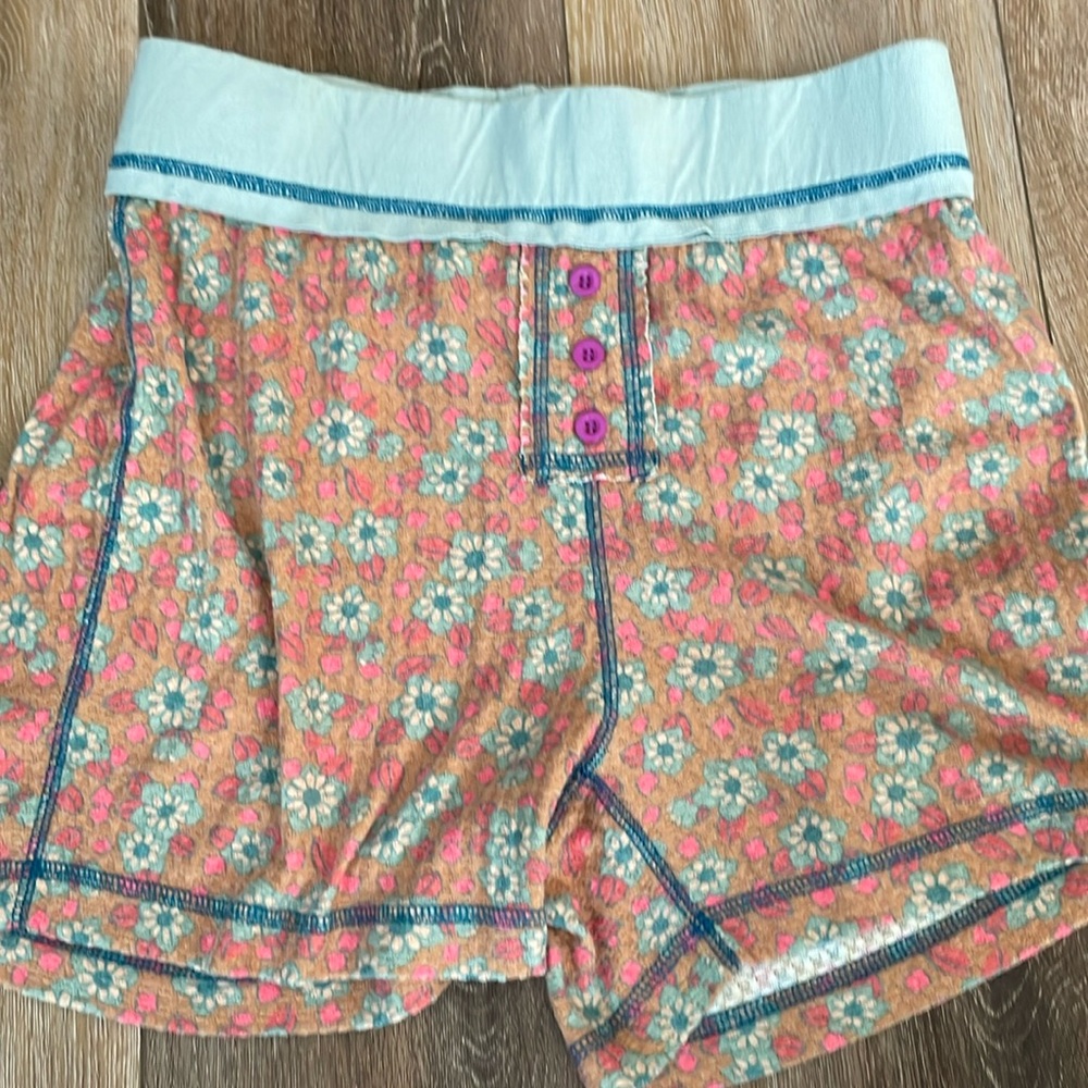 Natural life lounge shorts
